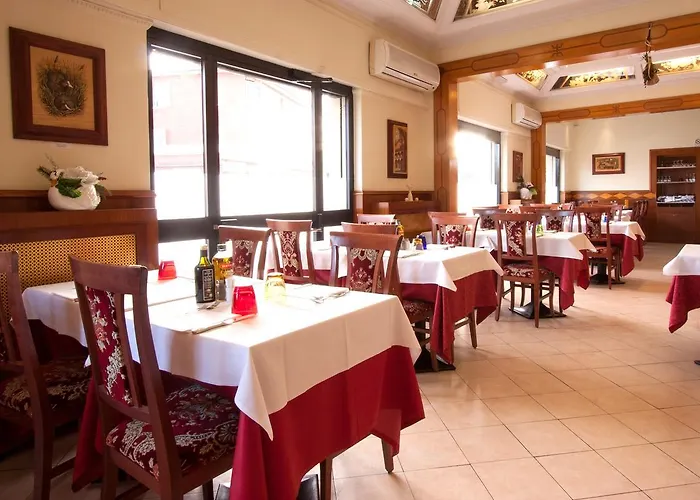 Ξενοδοχείο Bellevue 2*